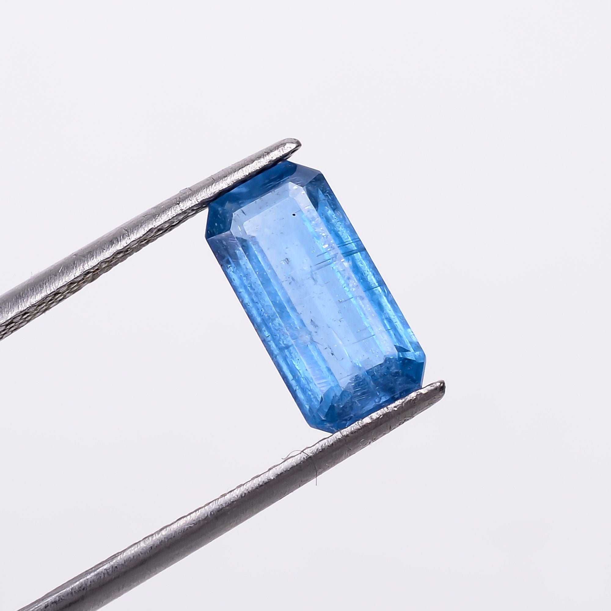 natural blue kyanite radiant shape cut stone loose gemstone